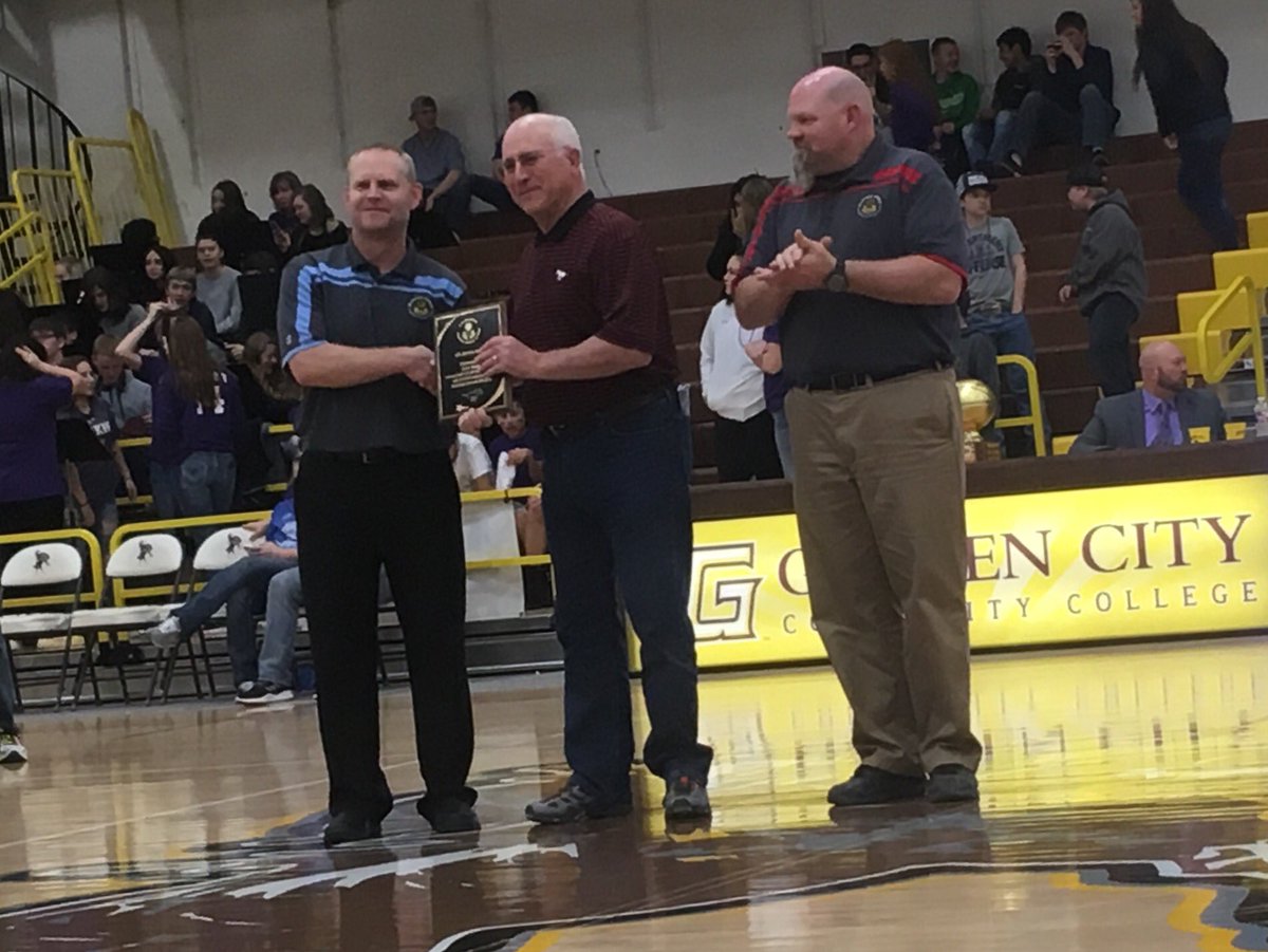 Congratulations to Mr. Webb on his HPL Service Award presented tonight. After years as a teacher, principal, athletic director, and state champion coach at SWH, we celebrate this honor as he continues to be a big SWH Mustangs supporter during his retirement. #swhbasketball #331
