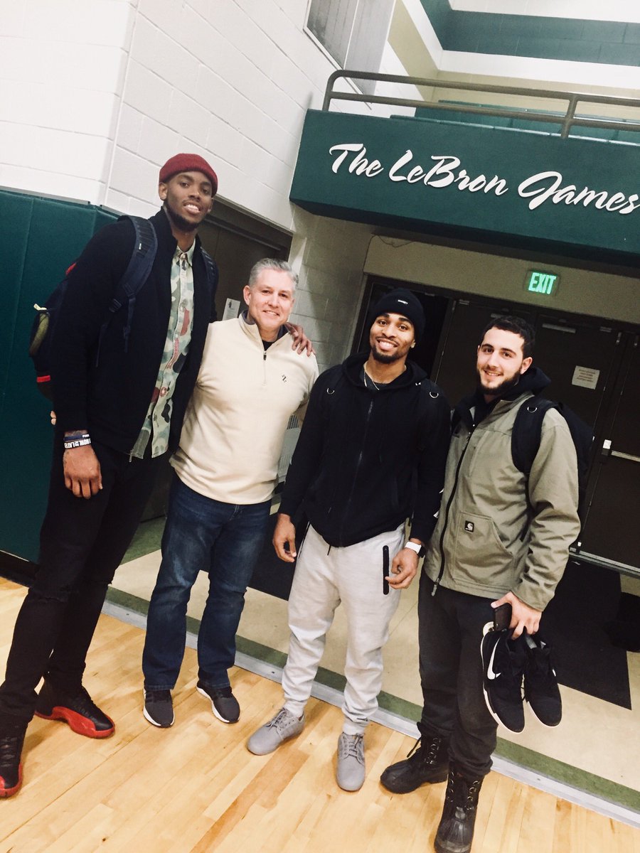 coachinBB's tweet photo. Had the pleasure of seeing 3 players Iโve coached professionally tonight. They play for @ohiocardinals17 & got the win over @KCTornados! Oliver and Troy played for me @CBLHamilton @CBL_Canada Justin for #LimaExpress๐ #coachrewards #enjoythejourney #respecthegameANDtheplayer ๐๐ https://t.co/r6N4omXJHy