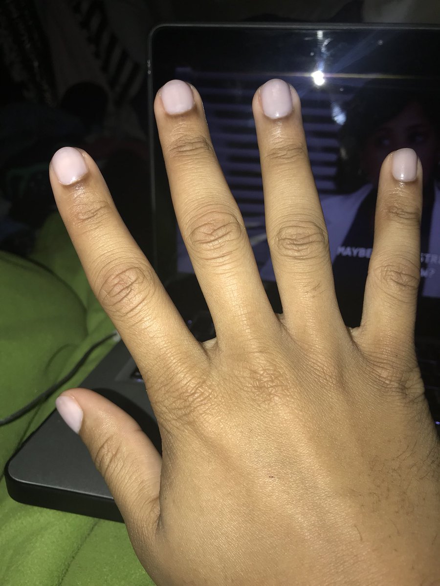 _tweetsfromDJAY's tweet image. which color looks better ? #bubblebath or #putitinneutral ?