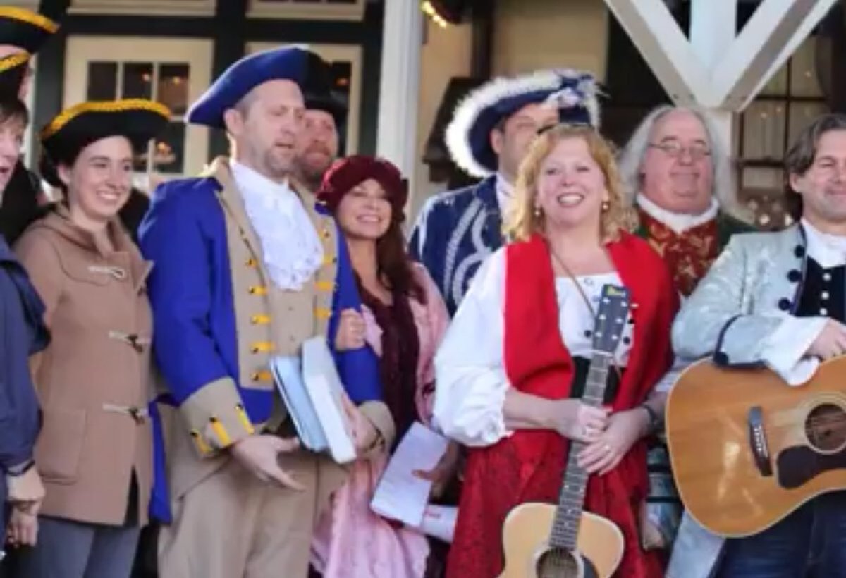 <a href="/visitPA/">VISIT PA</a> Today was the  Revolutionary #PubCrawl which was created by developer of the <a href="/LvilleNHapp/">LNHapp</a> . We took 80 crawlers thru 4 pubs w/reenactors at each&amp; then after party at Havana  #historical <a href="/Marsha_Browns/">Marsha Brown Creole</a> LoganInn <a href="/thesalthouseNH/">The Salt House</a> <a href="/GreatBarnBeer/">Great Barn Brewery</a>