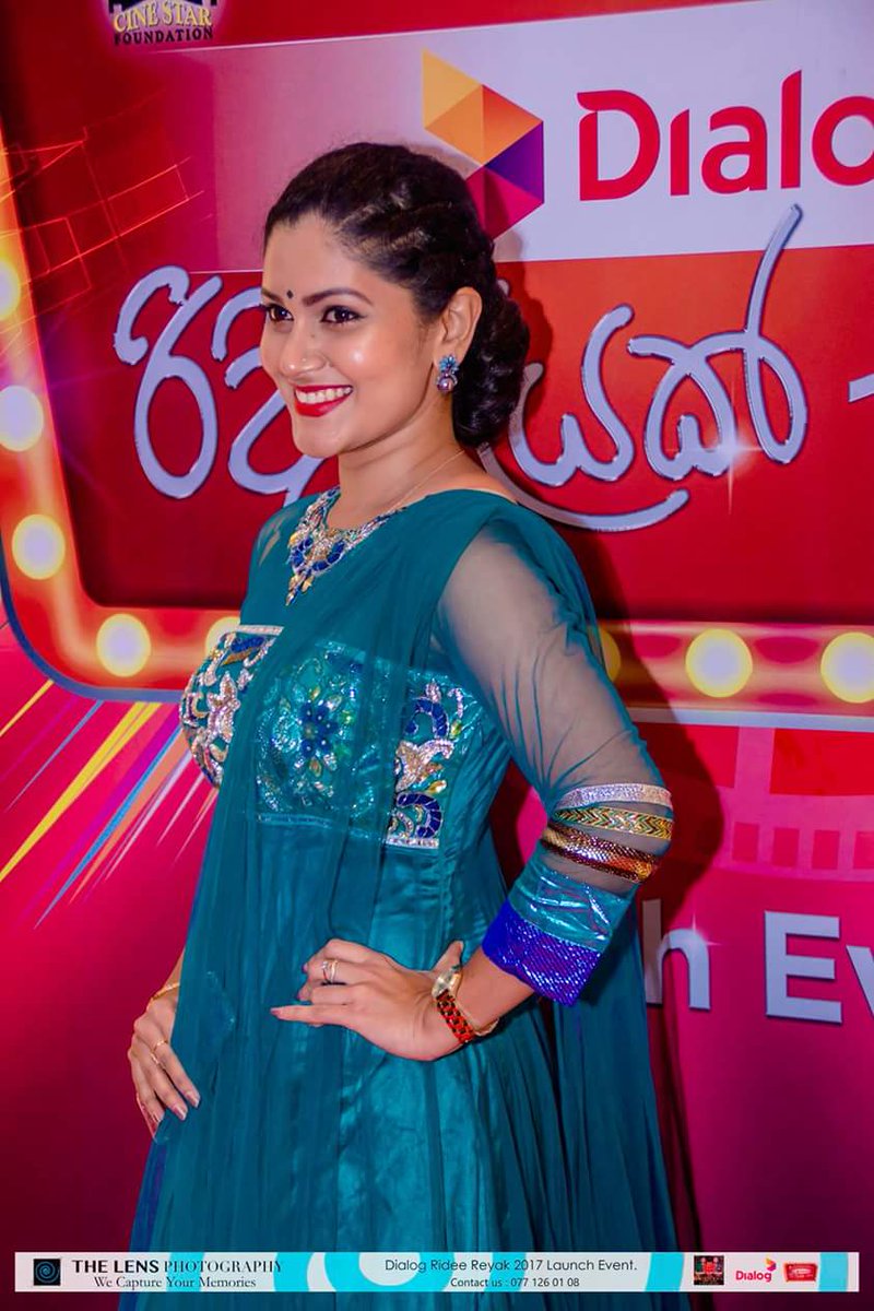 TheLensPhotogr1's tweet photo. "Dialog Ridee Rayak event lounch-2017"
@sandani_tharuka_wanniarachchi
#talenteddancer #talentedactress #dialog #deranatv #derana #colombo #SriLanka  #beautifulsmail #beautifulactress. https://t.co/wG71YNTzZh