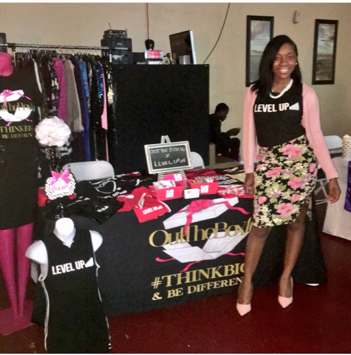 destiyanabadd's tweet image. Levelupgear x outthebox16 Pop Up Shop at fightforyourlifecampaign Fundraising Brunch 📶 #Collaboration #networktonetworth  #supportblackbusiness #girlbosses
