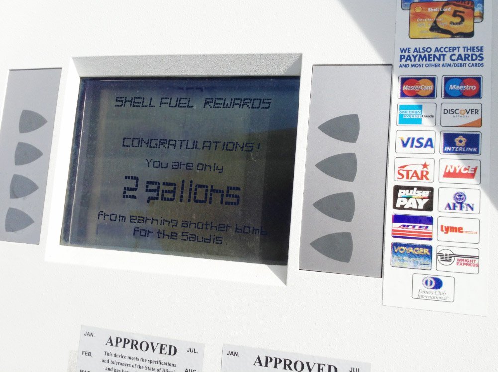 DrivePastShell's tweet photo. #ThingsINeedFixed
1. Shell buys blood oil from the Saudis even though they kill children with the profits.
2. People buy blood gas from Shell even though it funds genocide. https://t.co/IoNssev5pn