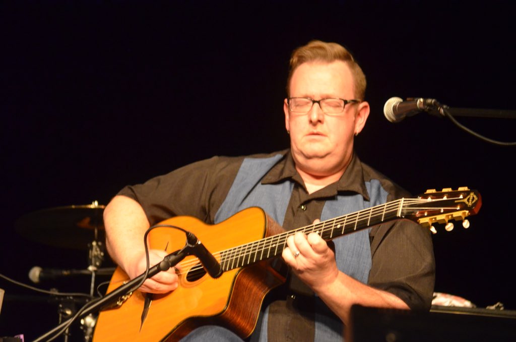 LegacyCentreAB's tweet photo. Great music from @ianrossitet and group tonight. Opening for #jesseroper #Gypsyjazz #jaxx #music #slavelake #legacycentre https://t.co/PhNqLoKZTl