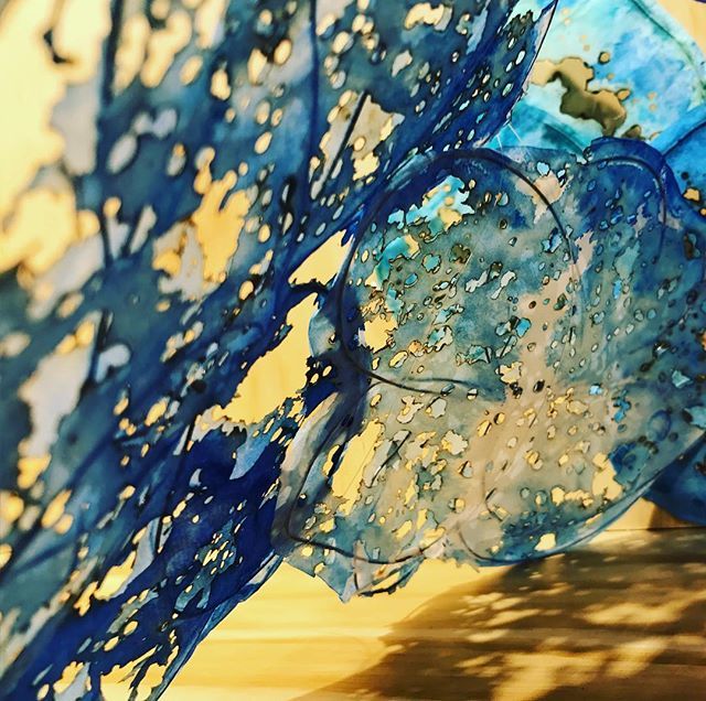 Nicola_Anthony's tweet image. Casting shadows and patterns at @fbairprogram #fbairprogram #thefabricoftime ift.tt/2DVd8jD