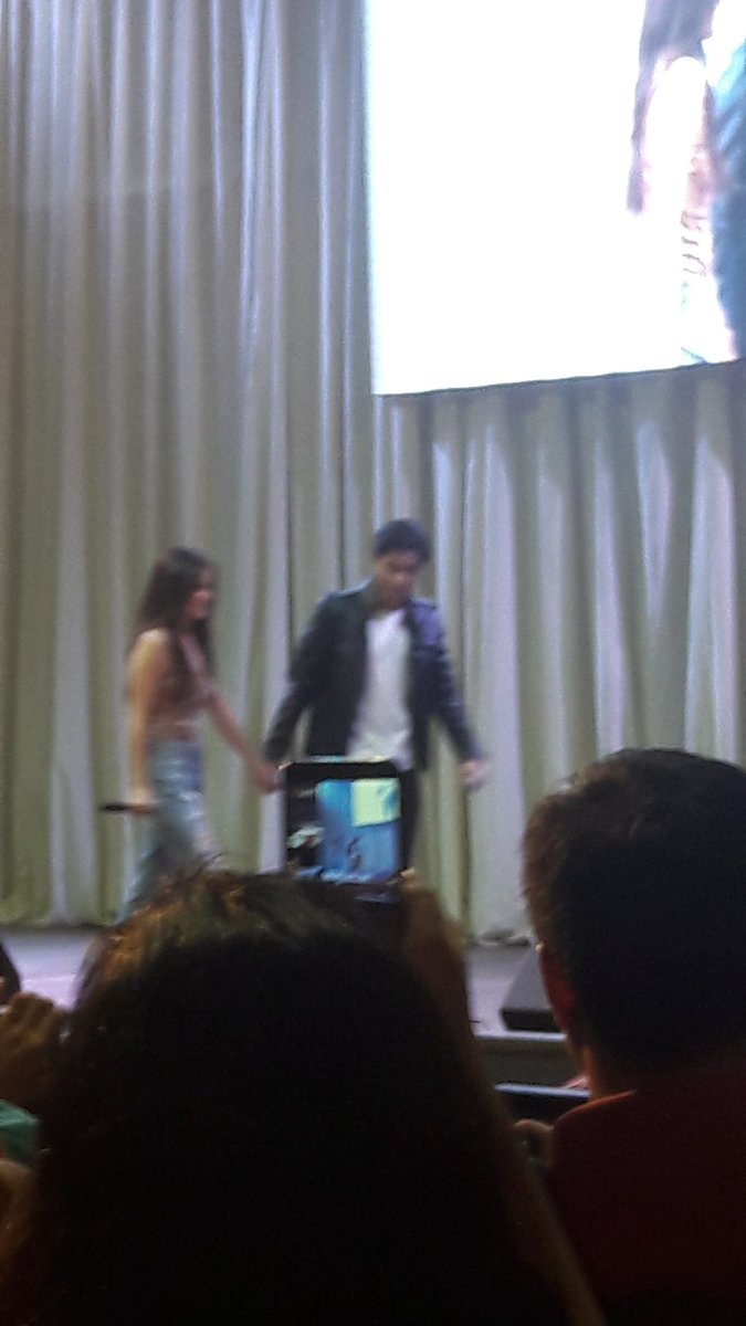 khryzRamram's tweet photo. Finally nakita ko din kayo sa pers0nal. . Sorry ang labo marami tumutulak sakin haha @hashtag_mccoydl @ElisseJoson https://t.co/HgWPNGggtw