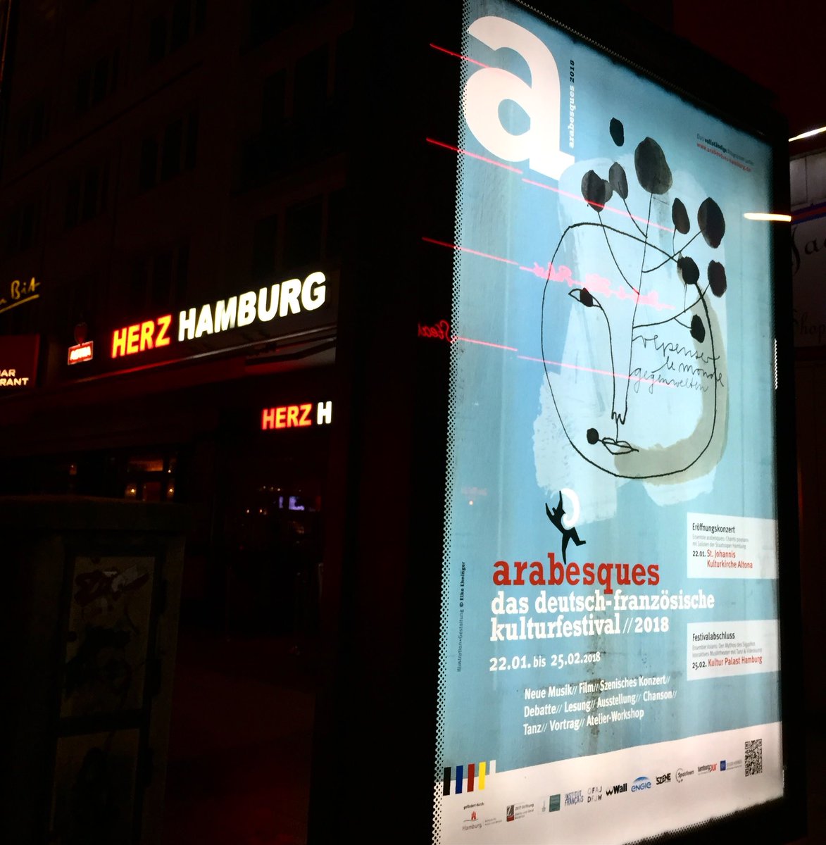arabesquesHH's tweet photo. #arabesquesfestival #hamburg #herzvonhamburg #deutsch #französisch #kulturfestival #hamburgecken #festival #culturel #franco #allemand #hambourg #allemagne #hamburgcity #hamburg_de #hamburg_szene : 22.01-25.02.2018 @FleNaBO https://t.co/gSdEkYFWh4