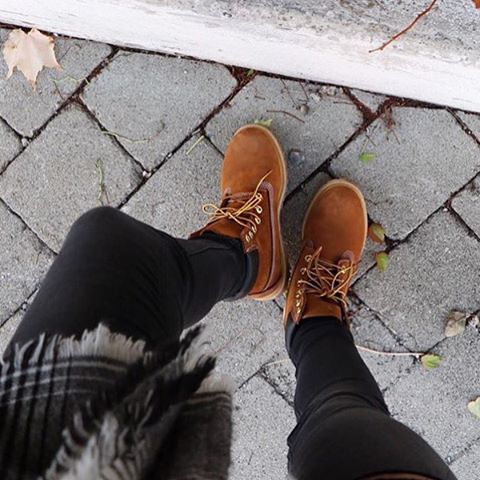 CloggsUK's tweet photo. #Timberland classics in rust now 25% OFF > https://t.co/mHo4ud6T2J https://t.co/9Fgwa9c533