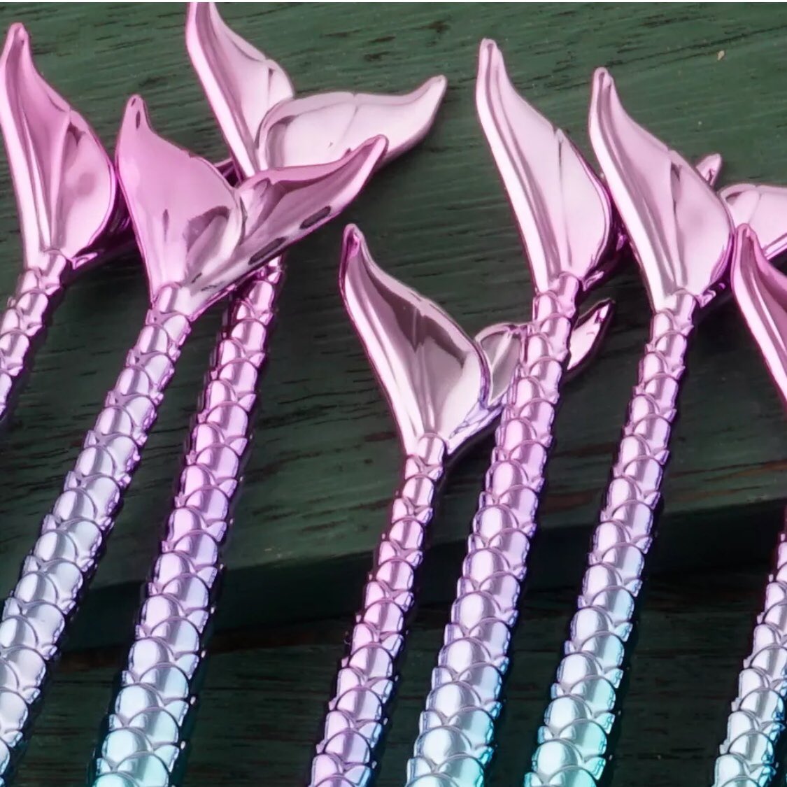 MishuTrend's tweet photo. #Mermaid #mermaidbrush #brush #makeup #brochassirena #sirena 🧜🏼‍♀️ https://t.co/12jfgOdyor