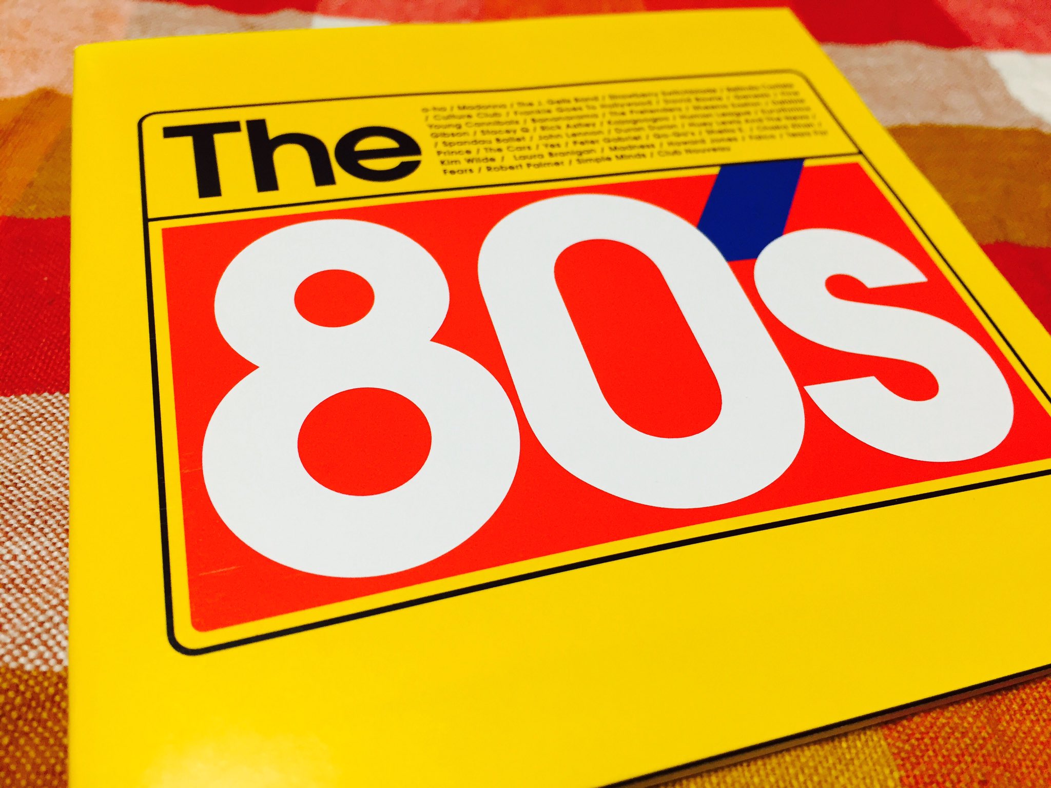 Blue Sur Twitter The 80 S を聴きながら夕食 80年代の洋楽ヒット曲は 映像が重要な要素だったのもあったからか 実は深く聴きこんでいないものが多いので こうしたオムニバスは便利だ 今は新鮮に聴くことができて 当時よりも楽しめたりする T Co