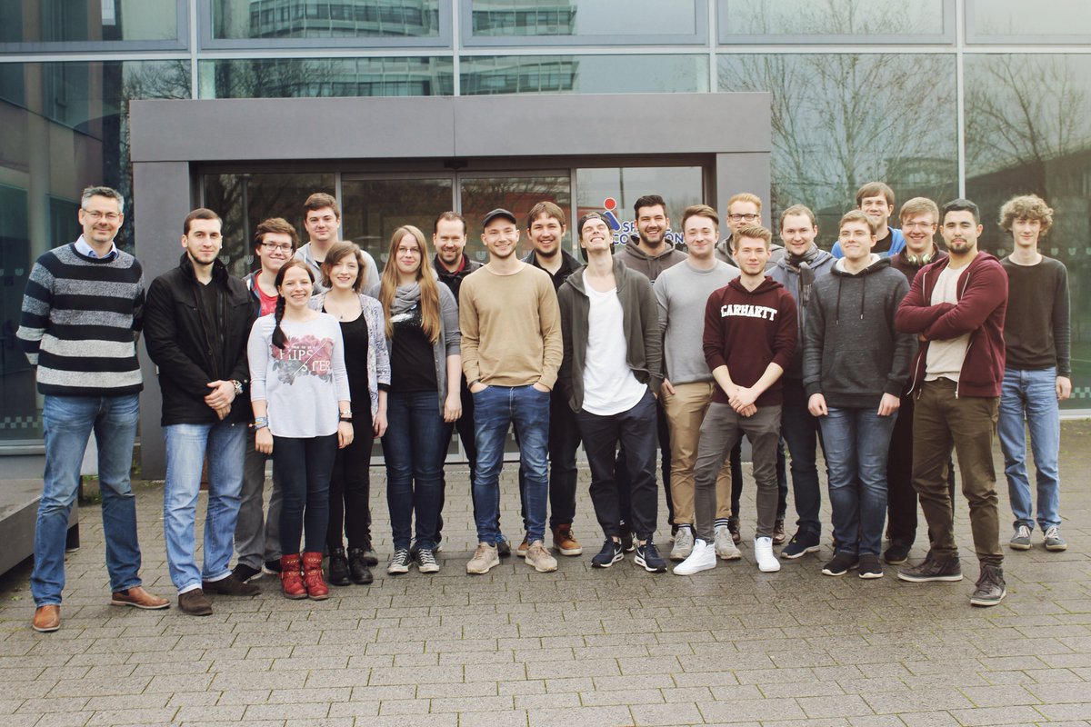 Mobile4D's tweet photo. Meet @Mobile4D's new team. Since October, twenty-one new bachelor students from @UniBremen's Computer Science programme have been working on developing and improving the application. https://t.co/jnV5S8wlGj