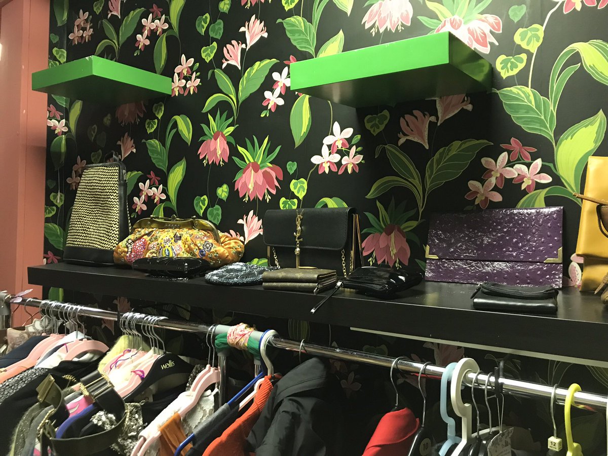 ClampLarklane's tweet photo. NEW BUSINESS - OPENING SALE! #larklane #vintageliverpool #liverpoolclothing #localliverpool #CLAMP #vintageclothing #localbusiness #independentliverpool #boutiqueliverpool #larklaneshops #newbusinessliverpool #liverpool https://t.co/Pa3pINA1b8