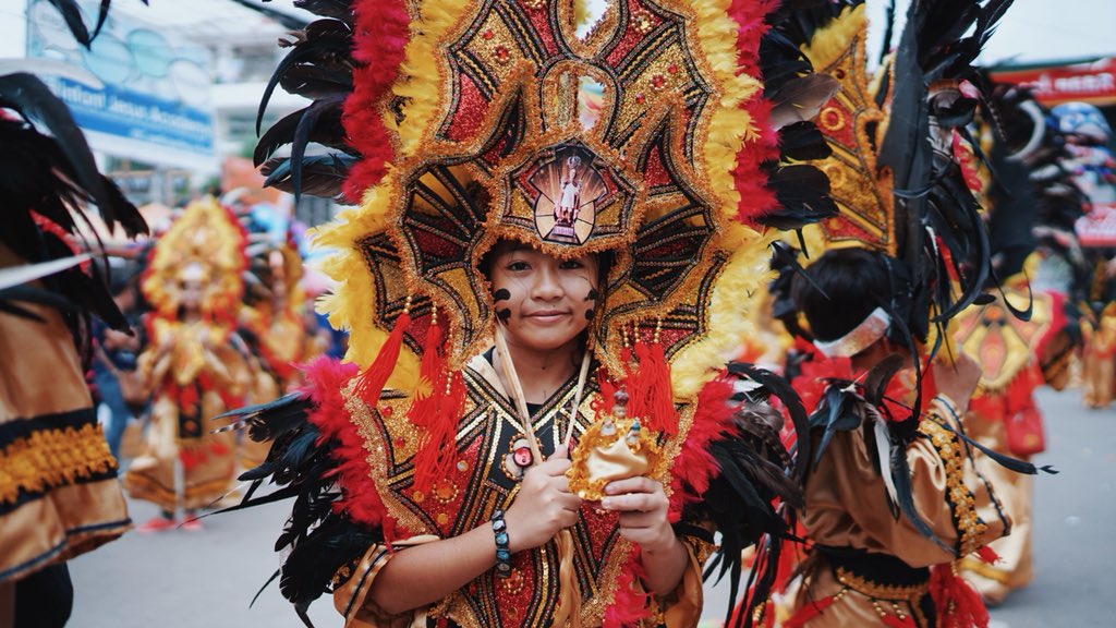 litratonijuan's tweet photo. Some shots that I took during the Ati-Atihan Festival held yesterday at Kalibo, Aklan! Hala Bira, Pwera Pasma!
Shot on @SonyPHinc #SonyA7ii // #SEL35F14Z #GoMirrorless
https://t.co/MXDZGVLaEG https://t.co/M6T3wz2ZxB