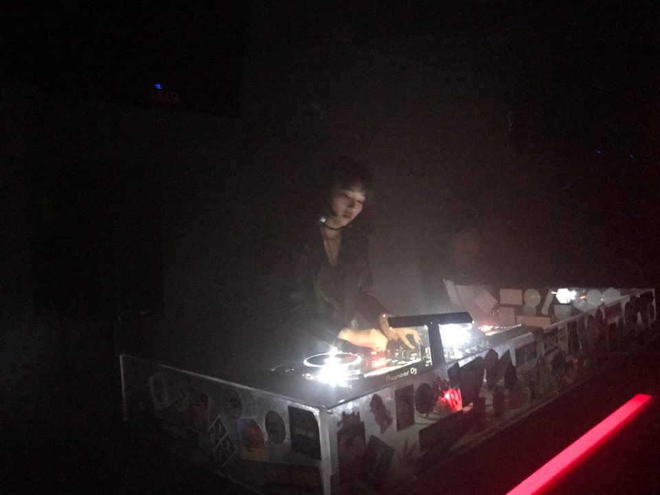 #DJ #루비 #홍대클럽 바질 공연!! #키위밴드m 앞으로 계속될 DJ 루비의 EDM 공연을 많이 기대해 주세요!! 💕 #EDM #테크노뮤직