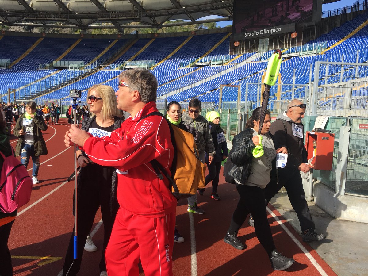 Il popolo <a href="/lacorsadimiguel/">La Corsa di Miguel</a> dentro lo Stadio #Olimpico: grazie a <a href="/Coninews/">CONI</a>
