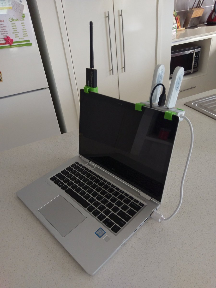WifiWizardOfOz's tweet photo. Finally got my @hubholster kit after being sent half way around the world and delivered to wrong address (then redelivered). Just need another Spec. An. and setup will be complete :-) https://t.co/Tbs3MmtAbD