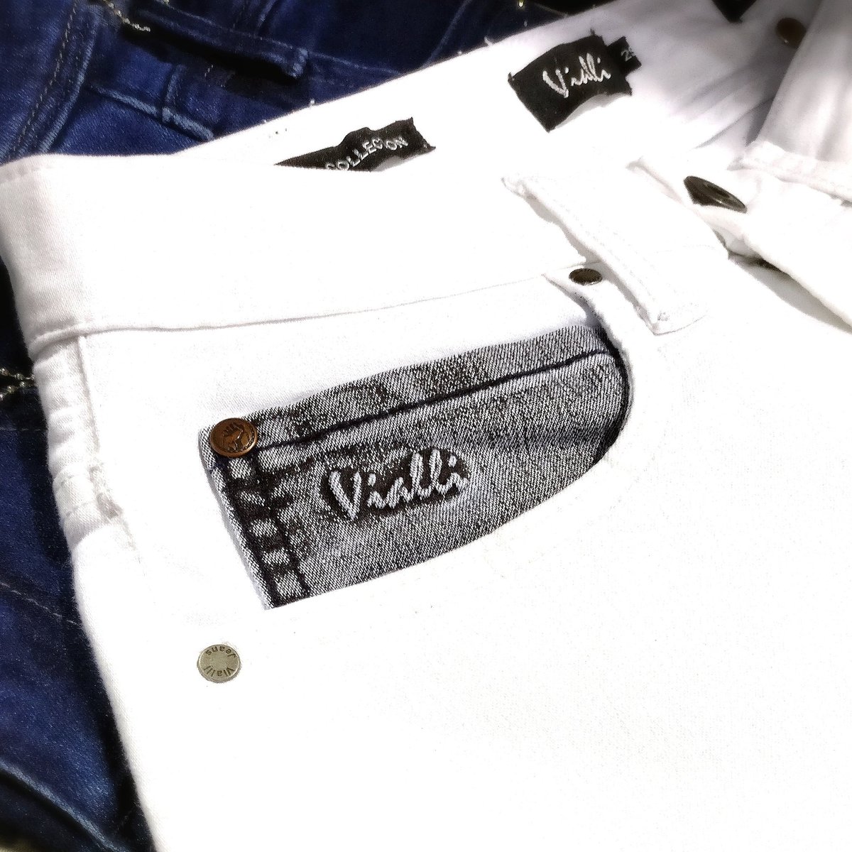 VialliJeans's tweet photo. All white sensation 
#Vialli #whitejean https://t.co/s1IrkJfqul