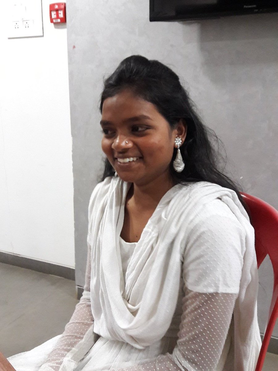 kavereeb's tweet photo. #sultanamoizulshah #communityhealtheducator from #marathamandir @stc_india @iitbombay #thechangemakerseries. 16yearold champion. She will be speaking soon at @abhyudayiitb https://t.co/hQzH9jVjkq