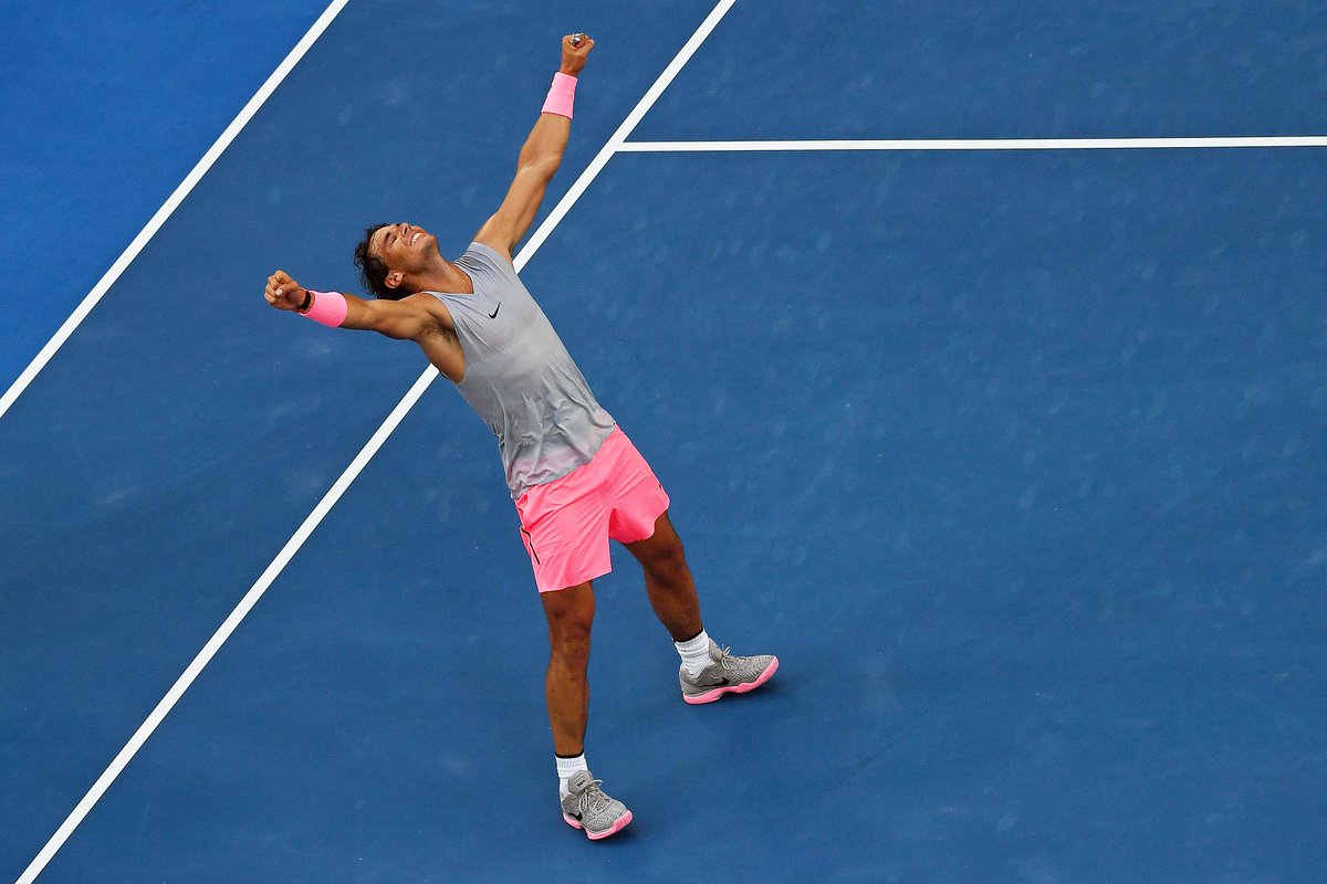 WeAreTennisFR's tweet photo. Qui l'eut cru ? Rafael #Nadal a eu besoin de près de 4h et 4 sets pour se débarrasser de Diego #Schwartzmann 6-3 6-7 6-3 6-3 et avancer en quarts à Melbourne ! #AusOpen https://t.co/rx3ABGG4z9