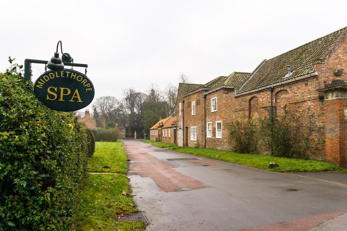 A luxurious weekend stay at Middlethorpe Hall Hotel and Spa in York... bit.ly/2kIhakD <a href="/MiddlethorpeHal/">Middlethorpe Hall NT</a> <a href="/nationaltrust/">National Trust</a>