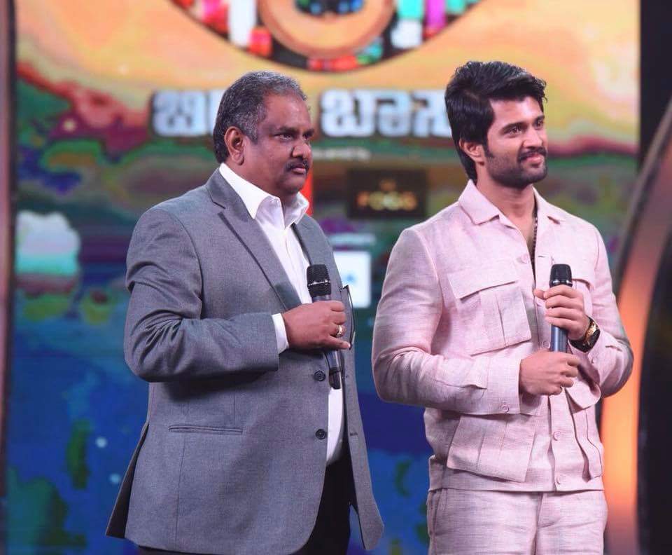 TeamKiccha's tweet photo. Watch The Launch of Innovative International Film Festival in #BIGGBOSS on Sunday 8.30Pm @ColorsSuper @KicchaSudeep @justvoot @ifilmcity https://t.co/uDvqx90iyg