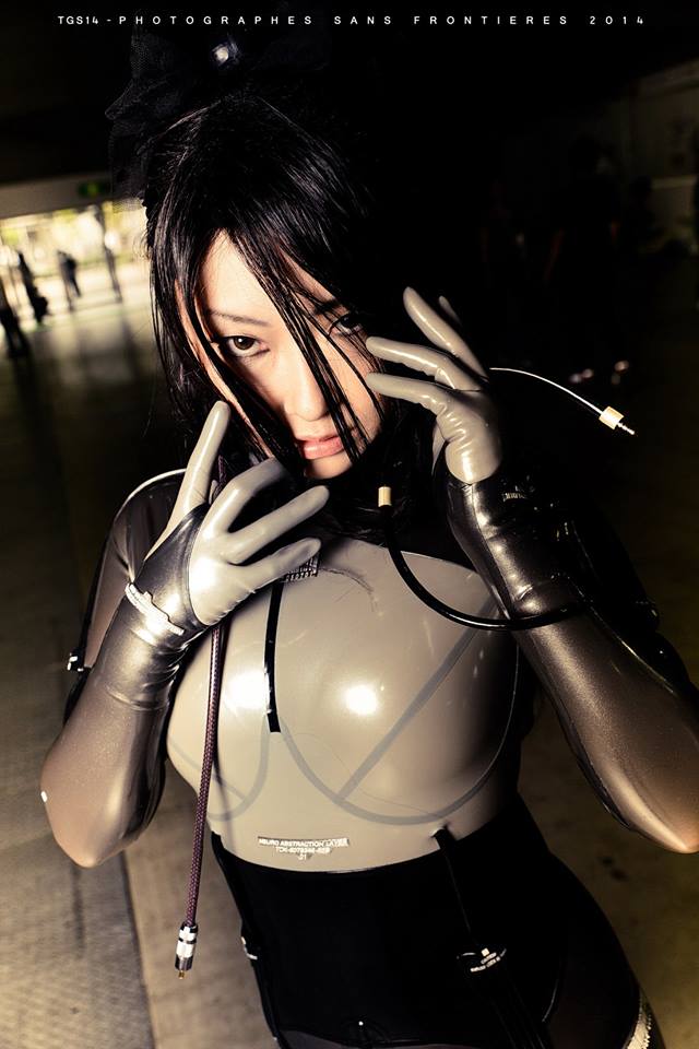 latex_kitsch's tweet photo. #RagingRaven by Omi K Gibson Cosplay @omi_kero Photo by Photographes Sans Frontieres #mgs #mgs4 #metalgearsolid #mgs30th
#cosplay #legend #hero #latex #rubber #ラバー #latexcosplay
#latexcostume #latexfashion #manga #anime #comiccon https://t.co/79RWHteWZp