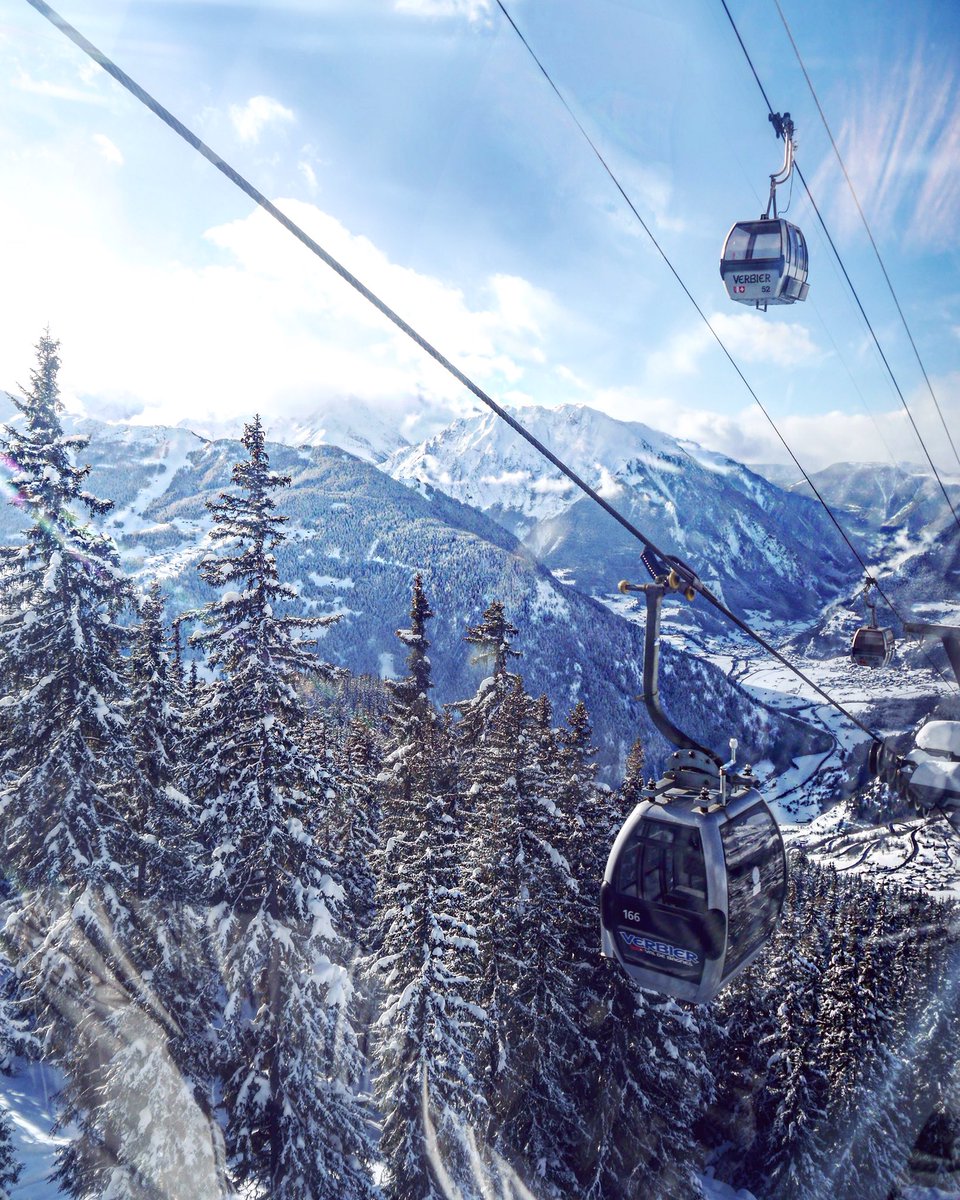 travelista_uk's tweet photo. *NEW POST* A Winter Resort Guide to Verbier (including the best après-ski &amp; fondue) https://t.co/Y1CQxs0kVc https://t.co/5QvnqDfdxK