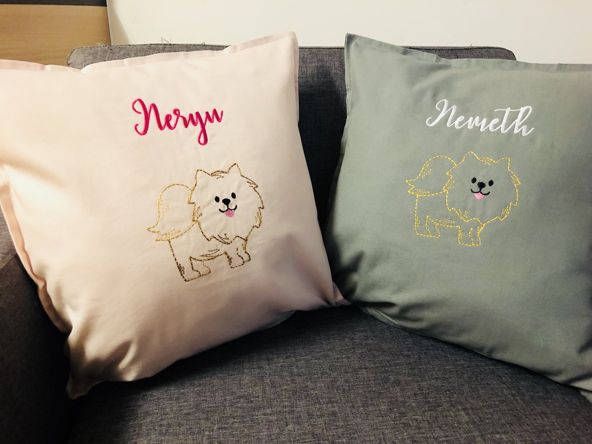 2 more #pomeranian cushions ✔️ ready to leave for their new home in France! My first order to leave the UK! etsy.com/shop/Crazysewa…