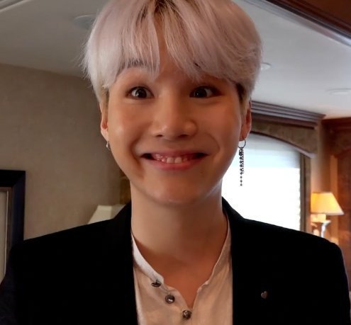 BTS50098203's tweet photo. Улабка, сурового Агуста Ди , мой фетишь.
#bts #BTSARMY #BTSSUPERSTAR #AgustD https://t.co/f5WfSGPLN2