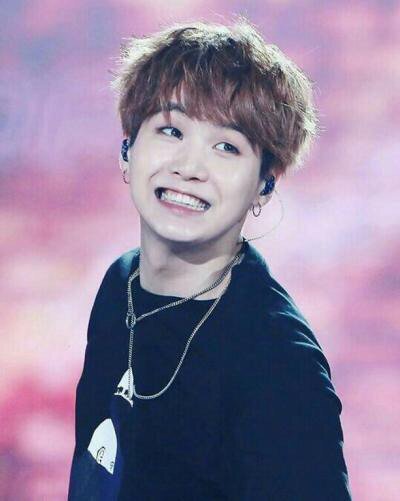 BTS50098203's tweet photo. Улабка, сурового Агуста Ди , мой фетишь.
#bts #BTSARMY #BTSSUPERSTAR #AgustD https://t.co/f5WfSGPLN2