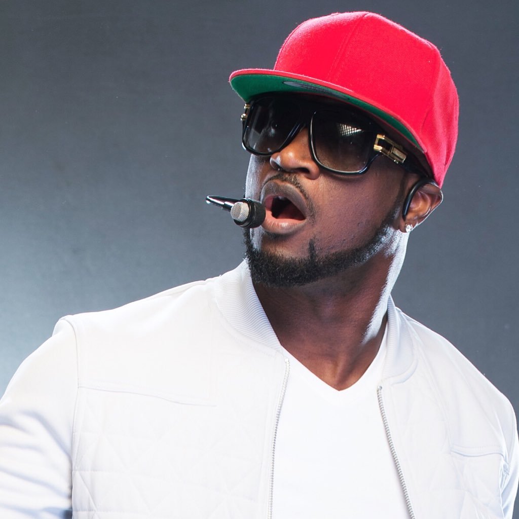 CoolFMAbuja's tweet photo. #NICEnEASY WIT @kryssthaboss NOW LIVE THIS #PURPOSEFINDING SUNDAY #NP @PeterPsquare COOL IT DOWN https://t.co/9cDQb53RKO