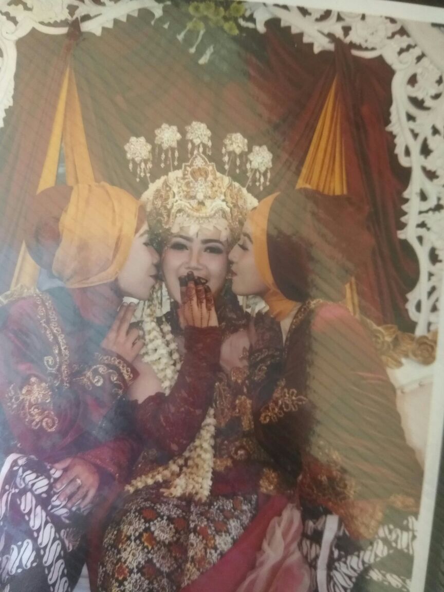 Queen_NewRule's tweet photo. Saling menjaga yyyy ^_^ https://t.co/KRxWrK1cGr