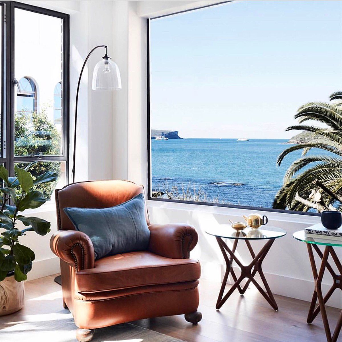 Vela_Life's tweet photo. “Modern with a nod to the 50’s” - @BelleMagazineAU #VelaLife https://t.co/4ppYqYh56q