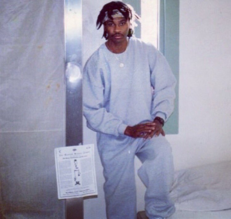 WAYNE “SILK” PERRY HITMAN. ENFORCER. MOST FEARED MAN IN D.C. “I DON’T
