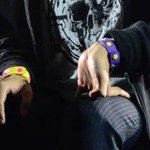 どれだけ曲げられるか、あなたはできる!？まるでゴム人間のように身体を曲げられる人は意外に多い!