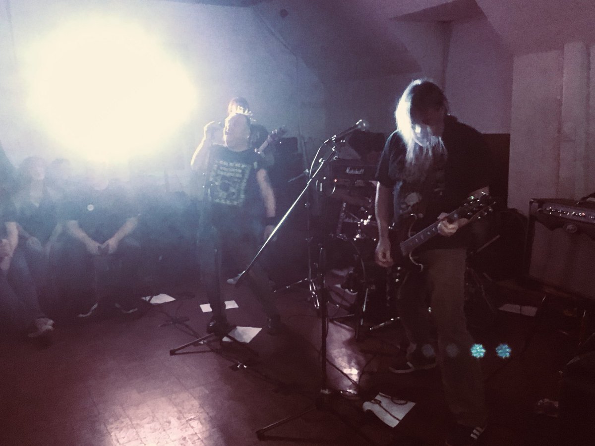 JPEGdesignprint's tweet photo. @TheSwillers 
Rat-Arsed live at Llanfairfechan https://t.co/CveDkW7slZ