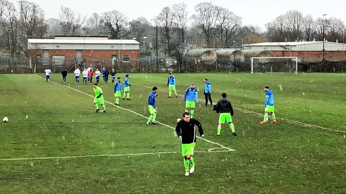 RichieFirth's tweet image. 15 minutes until kick off. @afcgroundhopper vs Crayford Athletic. And it’s snowing.