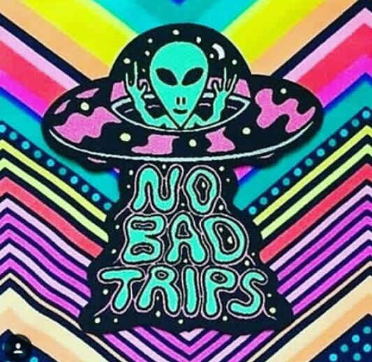DENGEVENTS's tweet photo. Good Vibes only round ere! We're all about safe party people and bringing the good trips 👽 #itsadengting #vibes #weekend #drumandbass #dub #jungle #music #art #creativity https://t.co/hjRPOg5mUP