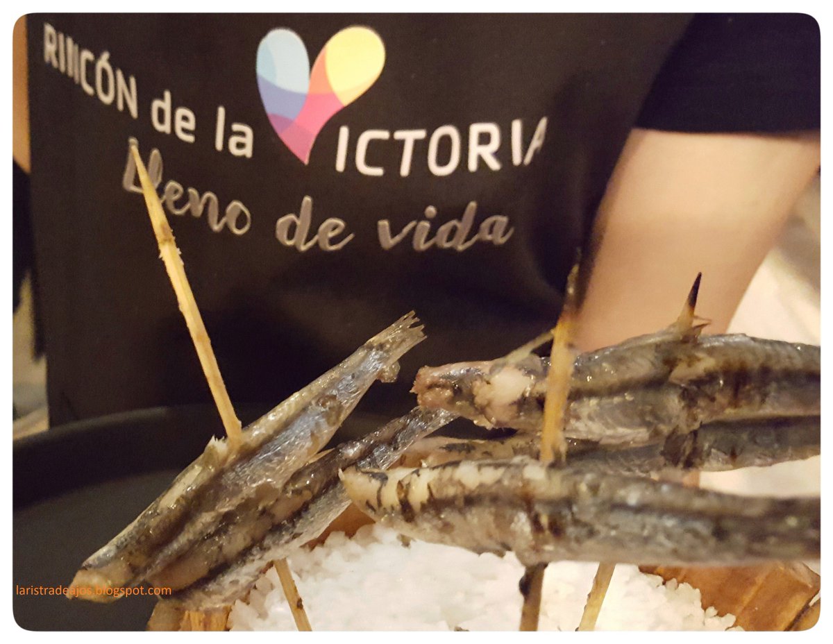 AnaBGonzlezPino's tweet photo. Presentación por todo lo alto del #boqueronvictoriano en #Madrid .Extraordinario trabajo de @RebecaTopChef y su equipo. https://t.co/M1TzVTwbhY
#erboqueron #Malaga https://t.co/UZlDSt71PJ