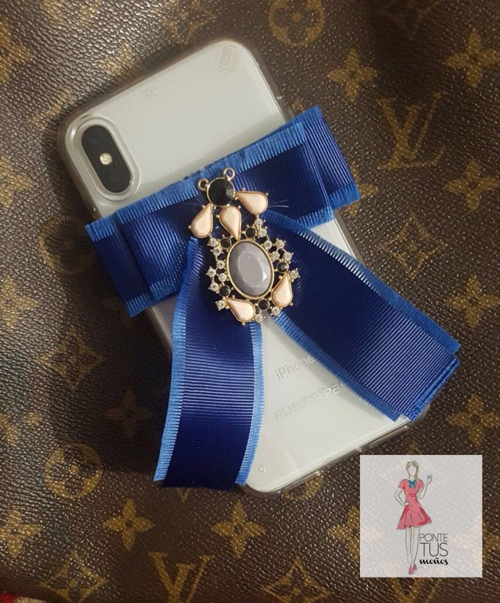 TuPontelos's tweet photo. Viste tu #teléfono dandole estilo y ponle su bow #PonteTusMoños🎀 #tupontelos #casebow #styleinspiration #bowfortelephone
Bow para cualquier tamaño de case $110
Da click y agreganos 👇🏼https://t.co/Uzz9TBjCgj https://t.co/U3Jo9iwAwO