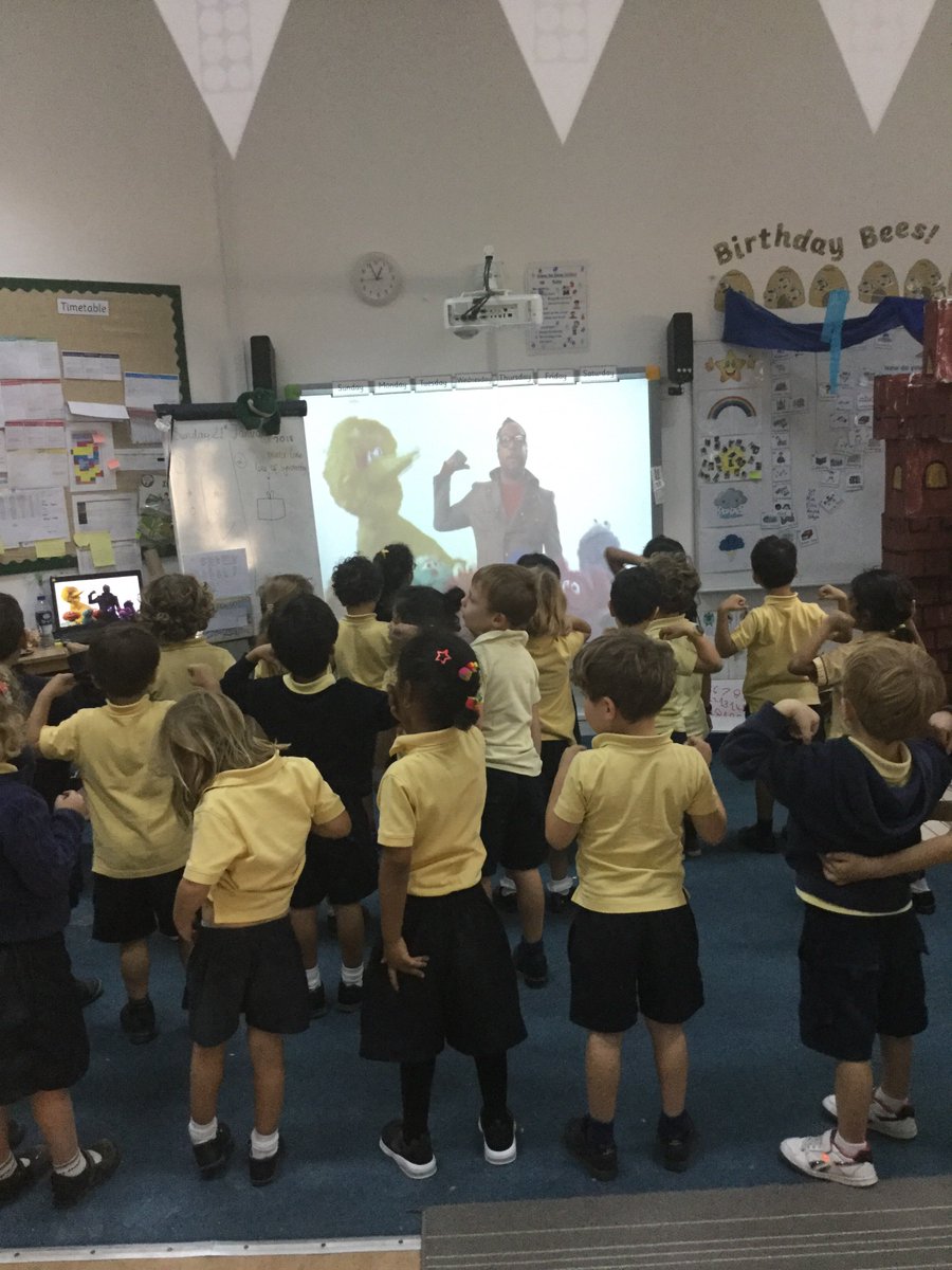 Horizon_FS2's tweet photo. In FS2, we are learning about being unique and we have been using @iamwill and @sesamestreet as our inspiration! Singing our way to self-belief! #HorizonFS2 #HorizonAspire #what.I.am https://t.co/4fBsAh9eIr
