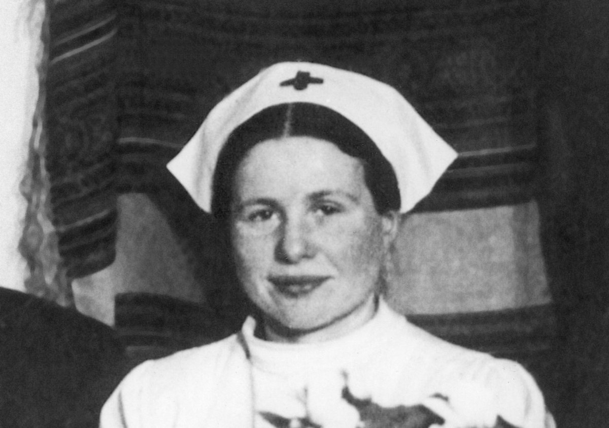 Polish Embassy UK 🇵🇱 on Twitter: "Irena #Sendler rescued hundreds of  Jewish children from the Warsaw Ghetto in Nazi-occupied Poland, refusing to  reveal their identities even under torture. To mark the 10th