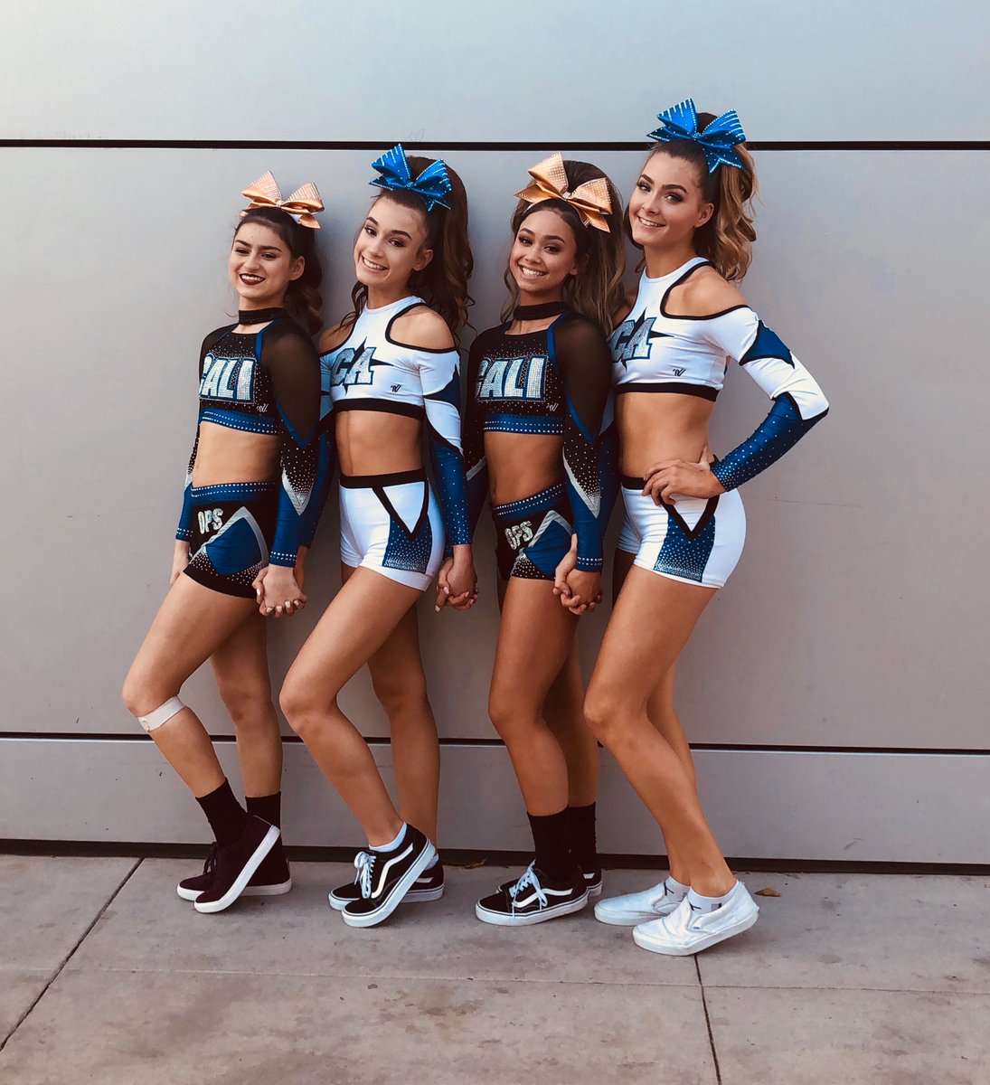 thecaliblackops's tweet photo. Day 2 of #americanmasterpiece in #sanjose... Ops and Ghost ready to put on a show! #caliblackops #calighostrecon #roadtoworlds2018 #caliblackops #calistrong https://t.co/HdapcGGGYn
