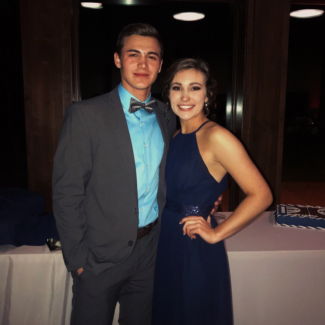 JentuckyBBN's tweet photo. happy birthday dalton!!!🎉hope your day is great!😊 https://t.co/jB3iKEApiL