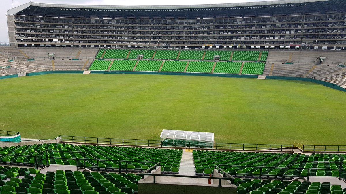 ElPetisoArango's tweet photo. El estadio de @AsoDeporCali hoy : https://t.co/tEE9IN0roO