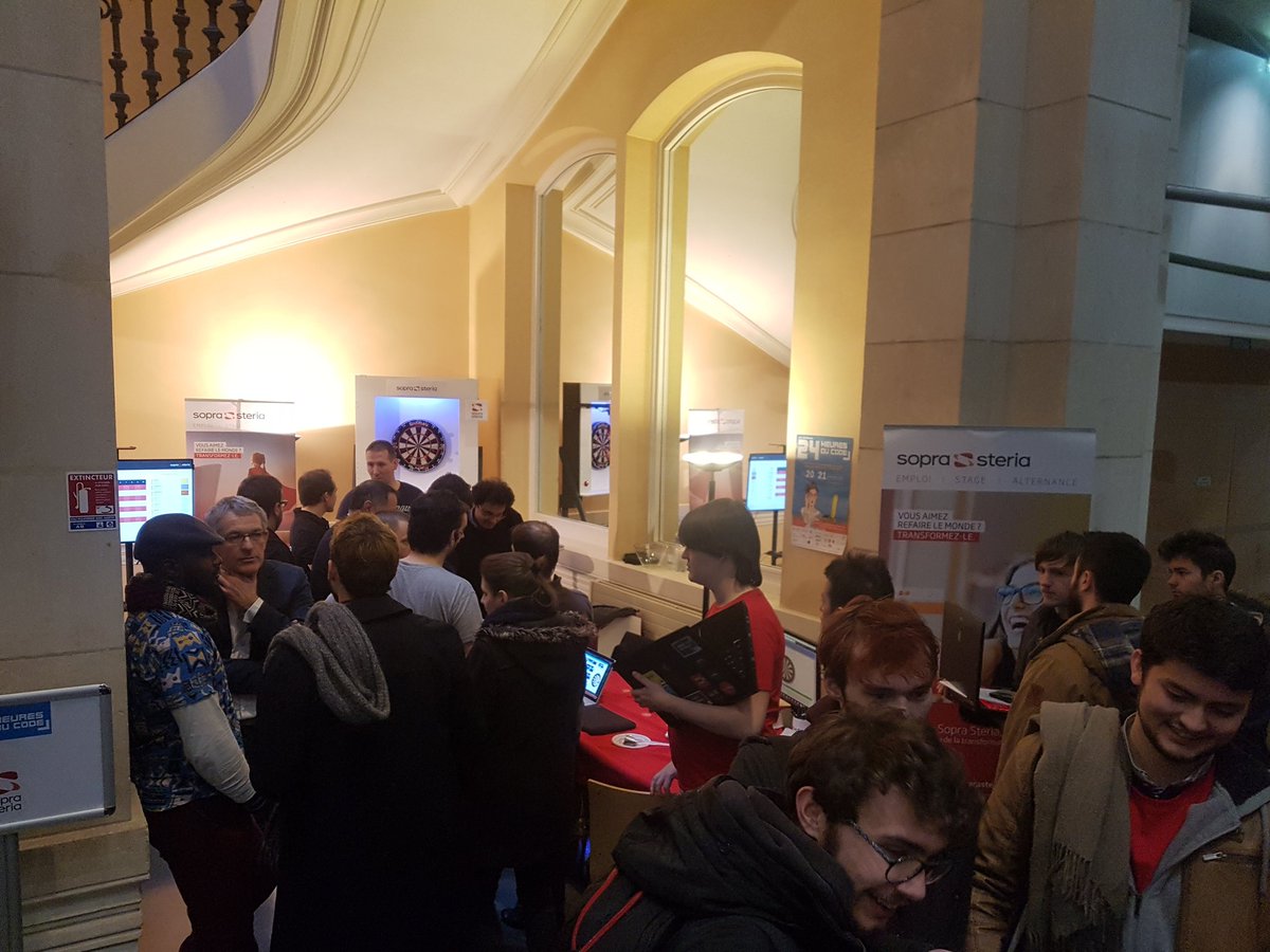 melkhayati0's tweet photo. Présentation de l'IHM des fléchettes connectées pour le sujet sopra steria par l'équipe #sharpy codeur

@SopraSteria_RH 
#24hducode 
#24hcode https://t.co/Y6EK5SVXFV