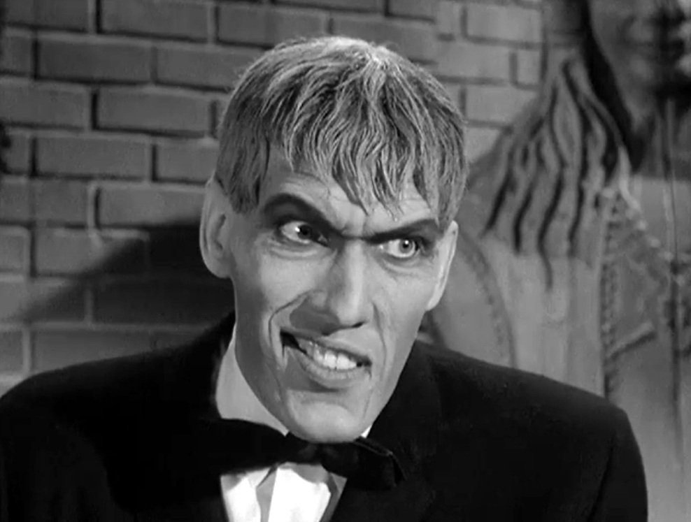 Phil Neville is 41 today as well 🍾🍻