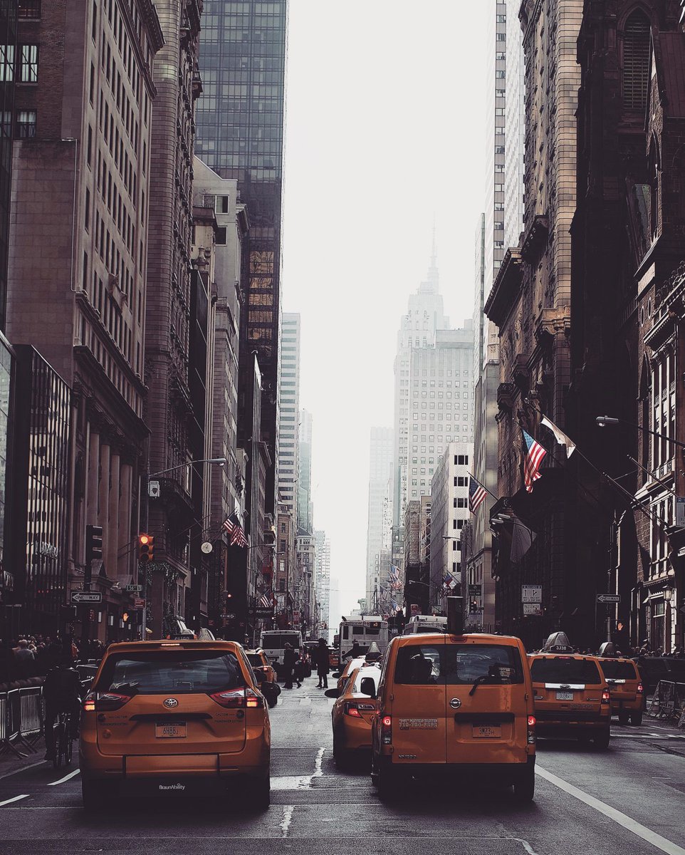 sineadxcrowe's tweet photo. How to do New York in 4 days . . https://t.co/bZKzlY5PH8 @FemaleBloggerRT #newyorktravelguide #traveltips #newyork #newyorkcityguide #newyorkcity https://t.co/v7iNIPoEMK