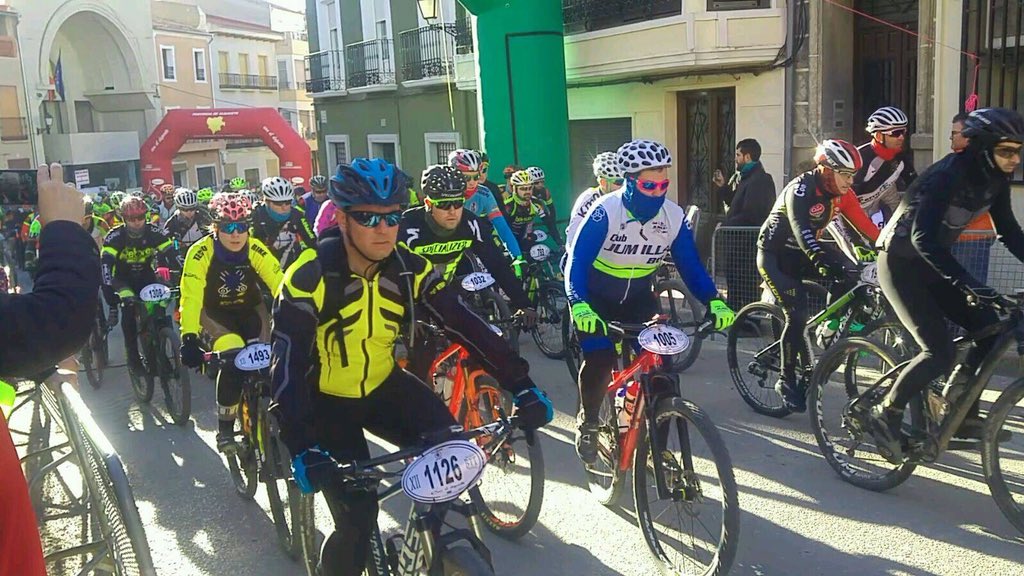 sprintquijote's tweet photo. Hoy damos por empezada la temporada y ya tenemos integrantes disputando pruebas en circuito de Albacete Mucho animo #MiguelLuis!!! #mtb #ciclismo #pasión @sprintquijote @CircuitoBTT https://t.co/lSmBWAHrm6