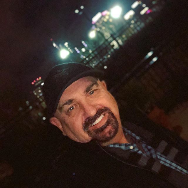 garyashton's tweet photo. #icny2018 #earlystart #nashvilleskyline #newyork #realestatemastermind #stayingaheadofthecurve #topteamadvantage #remax #listingnashvilleonehomeatatime Heading to New York to meet some of the top real minds in the USA to help keep The Ashton Group of RE/β¦ https://t.co/as3tplR1IH https://t.co/CcDcPciCYA